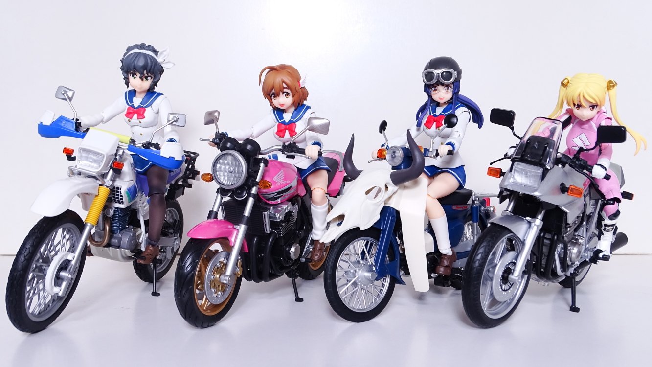 Amazon.co.jp: S.H.フィギュアーツ 三ノ輪聖(制服)＆スーパー