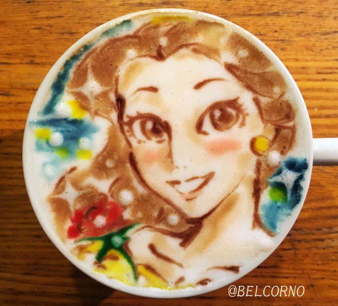 ラテアート パンケーキアートで ユーリ On Ice もはや芸術的なグルメアートの世界を御覧ください Pouch ポーチ