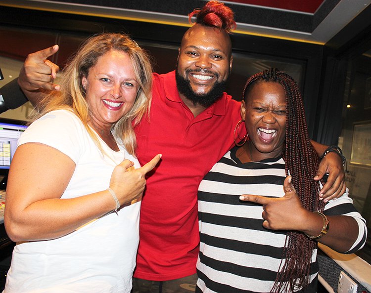yaronafm's tweet photo. @jazinbots & #Tammi passed by to say #ThankYouDrew! #KrazyNormaL #DrewChadhall https://t.co/r08aaY1vvF https://t.co/ZCUcURCJ9u