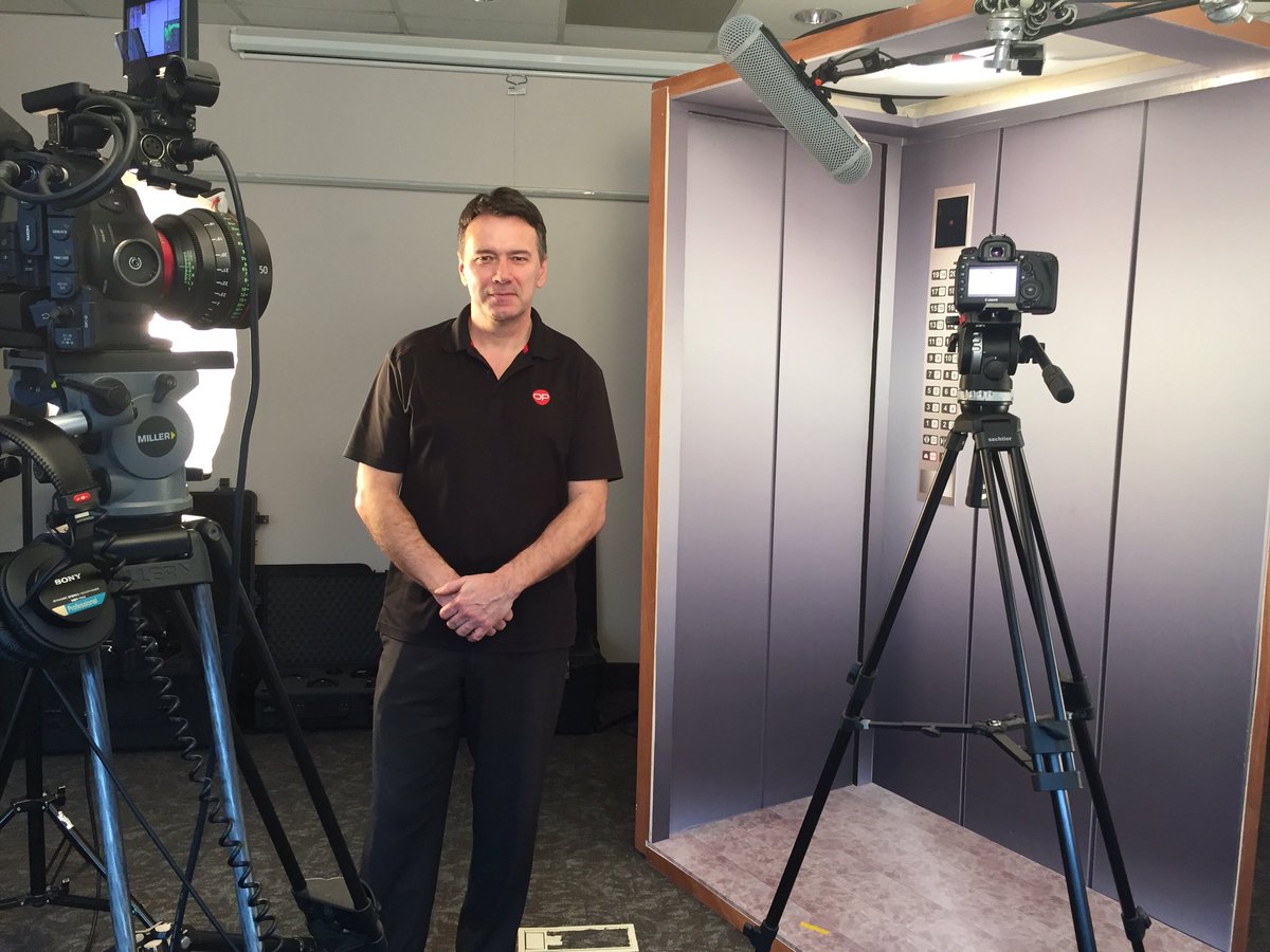 Taking 5 on the Elevator Pitch set for <a href="/nb_innovation/">nb_innovation</a> #breakthru2017