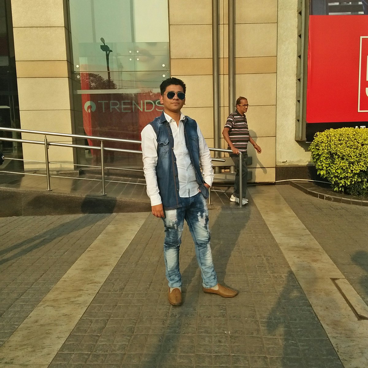 ainulbasargaye1's tweet photo. #NewProfilePic https://t.co/yDbK93ifPx