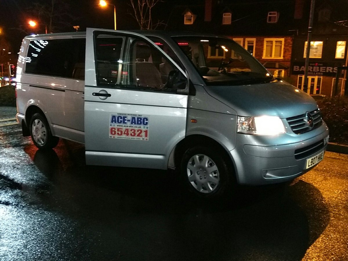 Roger_Neale's tweet photo. #ACEABCTaxis  are always kept clean, even in this horrible weather. Book a cab for your trip &amp; if you need a a minibus just ask for #358 https://t.co/3IJR2p6weq