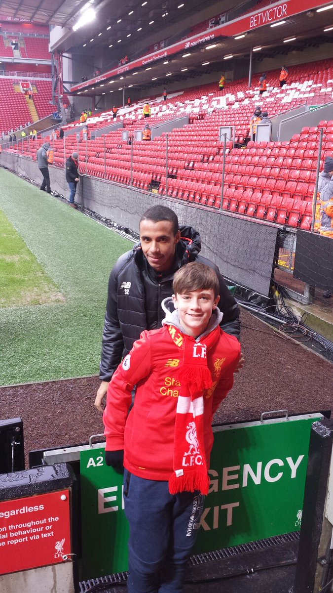 gus_schofield03's tweet photo. Joel Matip thanks for the photo https://t.co/7cq36SKWMn