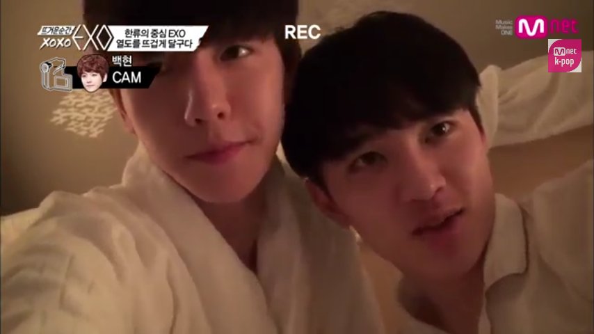 ployhzg's tweet photo. โคตรน่ารักเลยสองคน เปงพี่แบ้กและน้องคยองจูว 😆 https://t.co/S7HEYehsgB