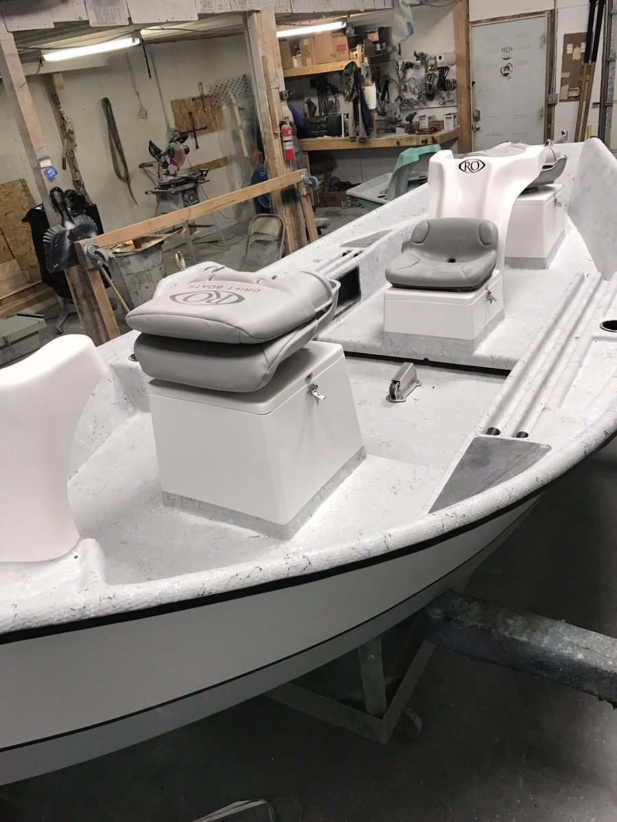 ClewsGarnet's tweet photo. Thanks to Robert and Jane Eddins of RO Drift Boats, Bozeman Mt. The sexiest Drift Boat to ever leave their shop. https://t.co/cyHKp25Zjj