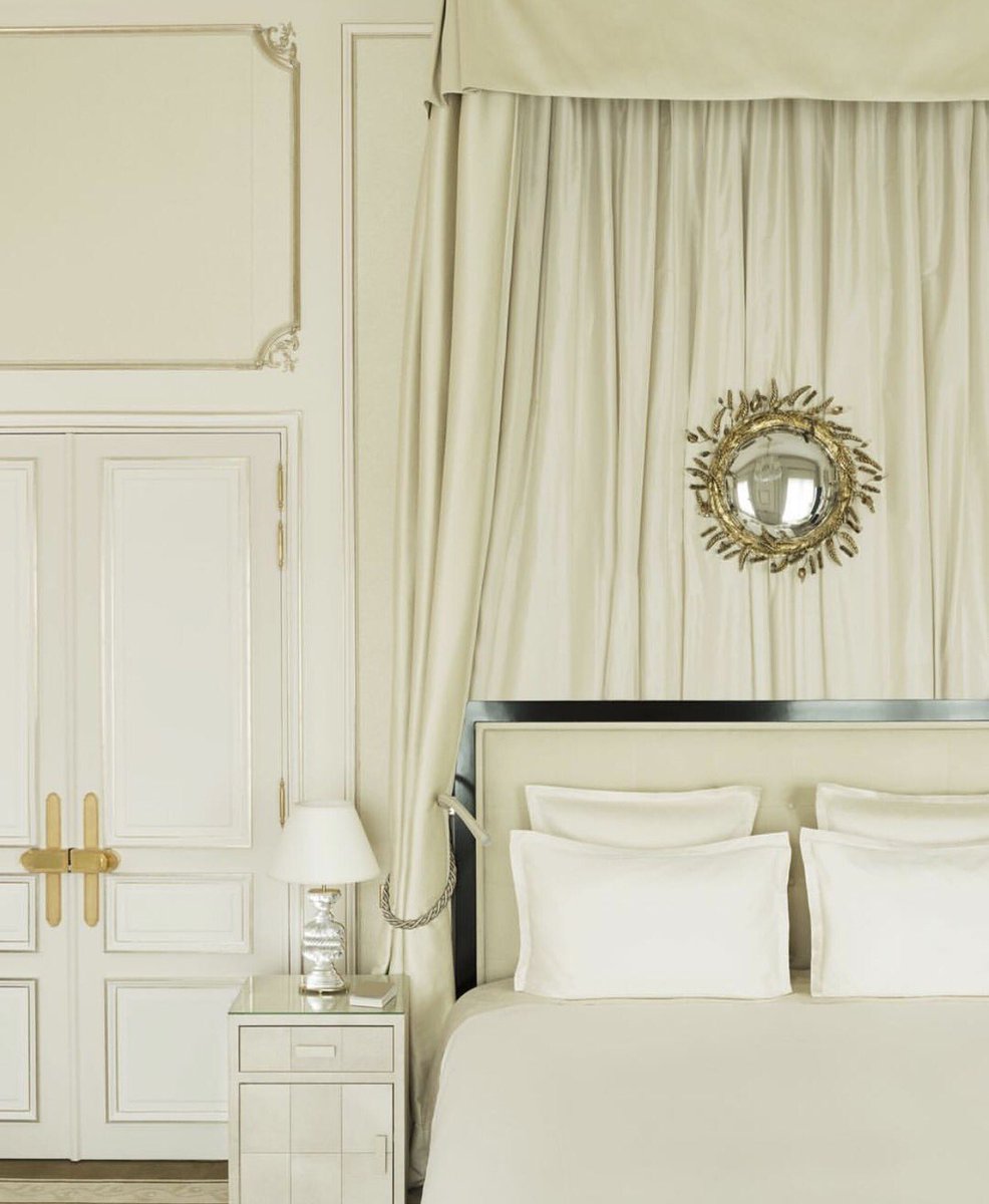 yourroomsready's tweet photo. Perfect Parisian elegance. @_RitzParis #luxury #luxuryhotel #ritzparis #parisluxe #luxurytravel #placevendome https://t.co/1KYDMyFq2n