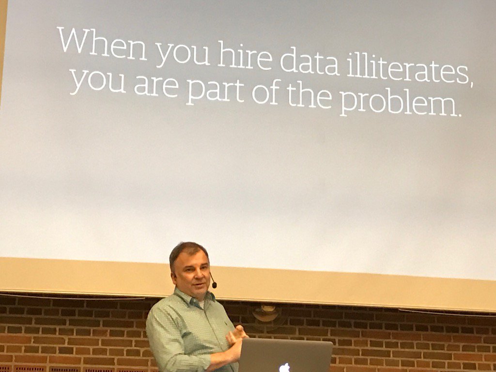 Sådan! #noda2017 <a href="/pilhofer/">Aron Pilhofer (now here @pilhofer.bsky.social)</a> i Odense.