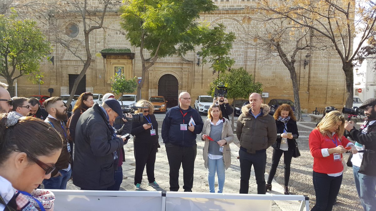 AytodeOsuna's tweet photo. Ya en Osuna las 50 blogueros de #aunahorade comenzado su ruta gastronómica y patrimonial. https://t.co/6zY4YvO6cq