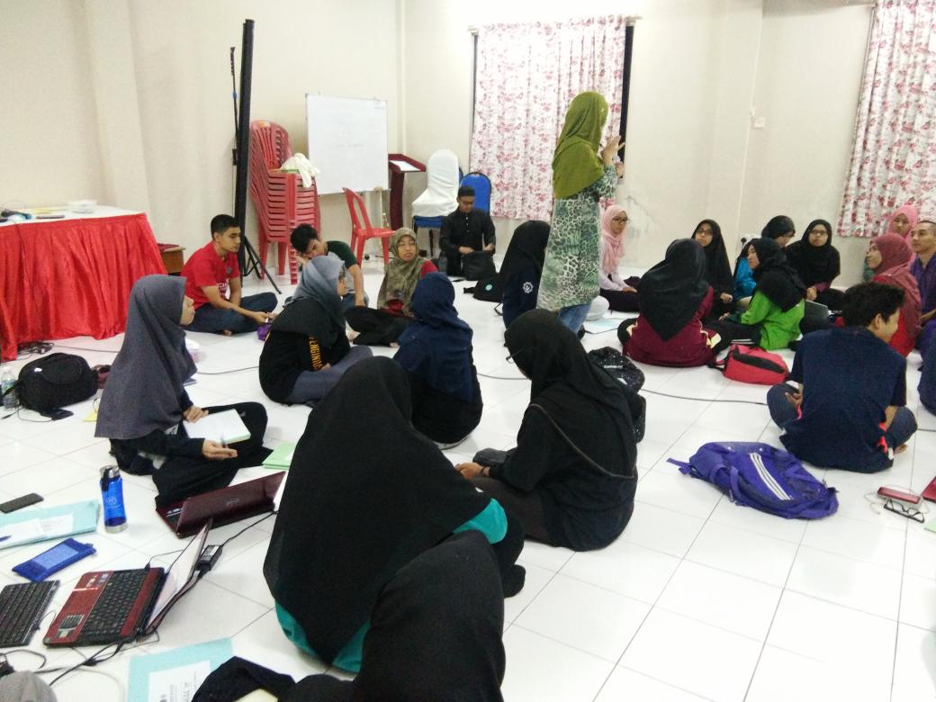 Enginius_IIUM's tweet photo. [Next Generation Leaders' Course]
Day 1
#liveupdate
#nglc17 https://t.co/3xdMWb0eqB