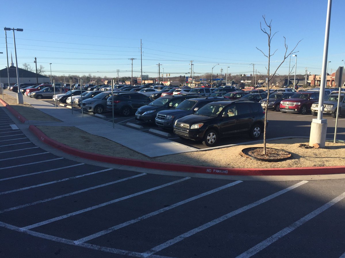 middelsupt's tweet photo. Elementary debate and no room to park - nice problem to have! #MDPurpose #oklaed https://t.co/hwWwdWwpGx