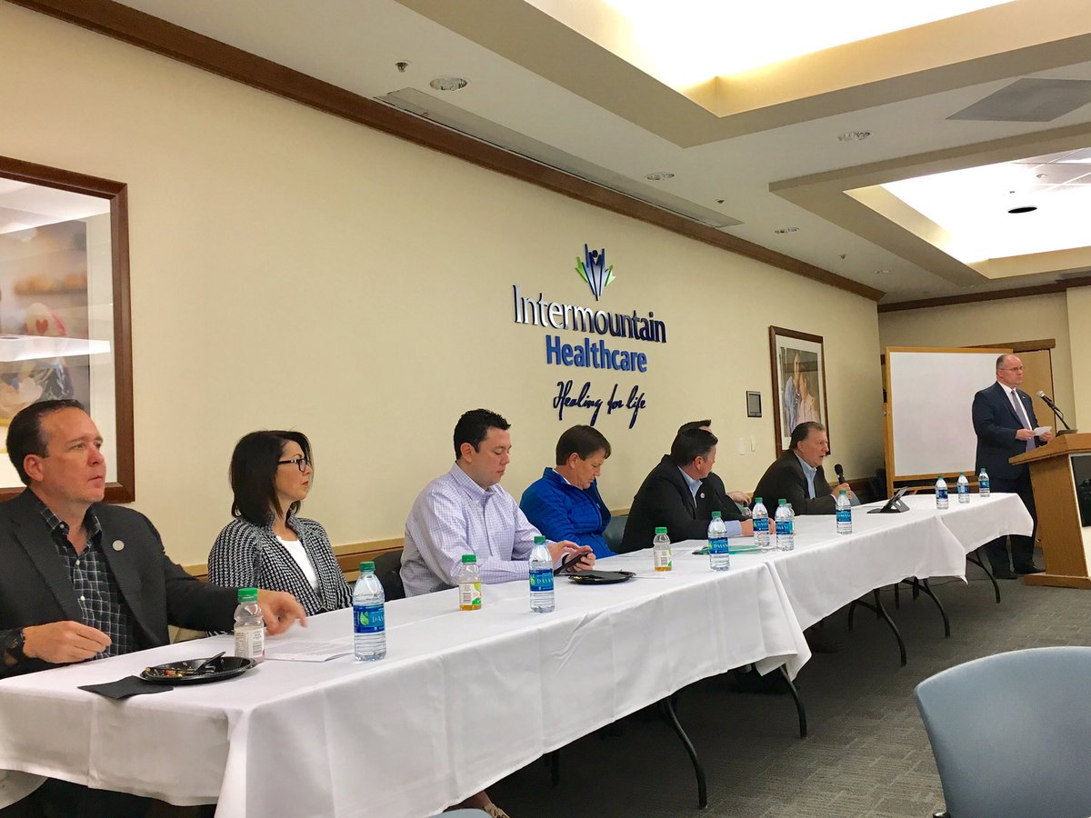 stevenrsmoot's tweet photo. Hosted our legislators for @uvchamber breakfast @uvhospital on Sat.  Appreciate their commitment and hard work. https://t.co/PbAJ4cceQg