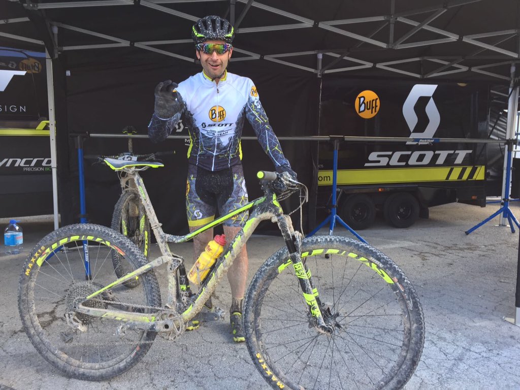 Debut amb la doble!Genial!
@buffofficial @buffscottmtb @twonav_official @bolle_eyewear @inverseteams @musettepremium @powerbar @scott_espana