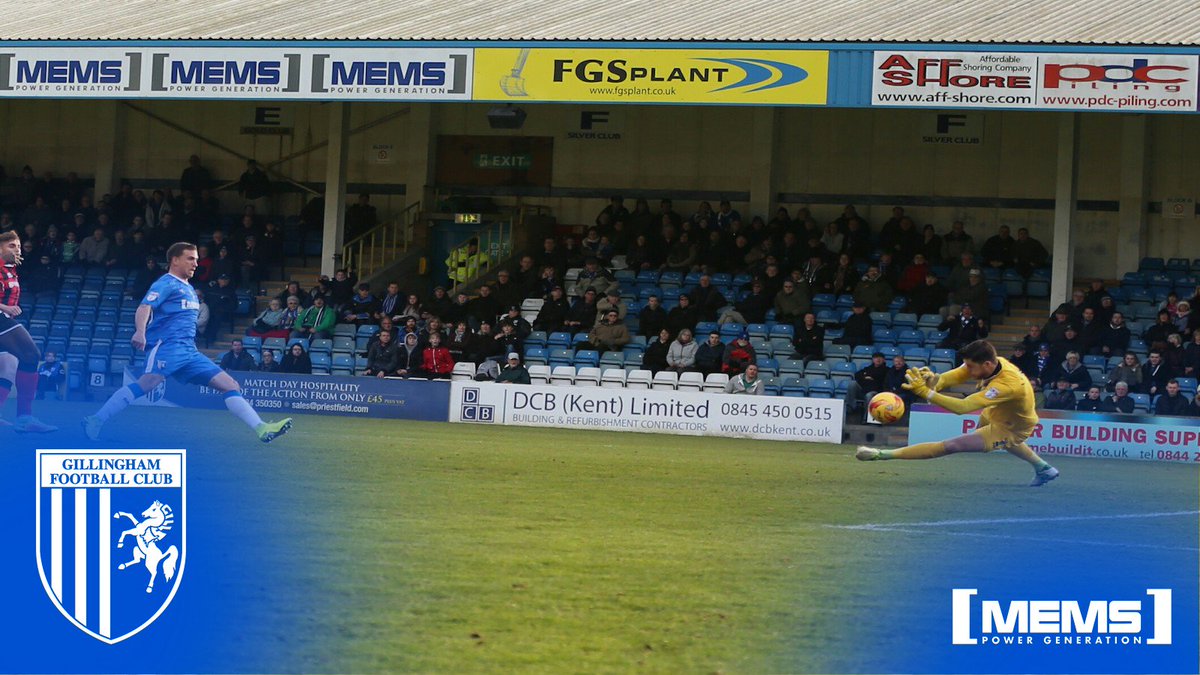 TheGillsFC's tweet photo. GFC 0-0 STFC: 30'> Here's Cody McDonald being denied by Jayson Leutwiler a few minutes ago. Picture by @KentProImages. #ProCorner https://t.co/sRQrD807lU