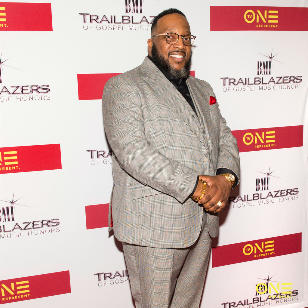 tvonetv's tweet image. #HappyBirthday to #BMITrailblazers of Gospel Honors honoree @marvinsapp!  Don't miss the celebration tomorrow 7/6c. 🎉 🎂