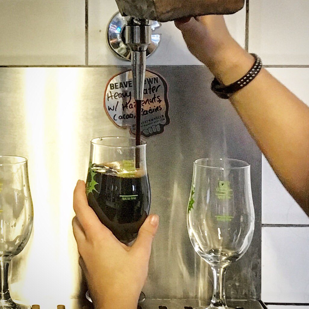 idealpint's tweet photo. Trip to @BeavertownBeer impressive brewery. Heavy Water with Hazel Nuts, Cacao &amp; Raison's is a a uper a scrummy #ImperalStout #beavertown https://t.co/FzLDKzSyWg