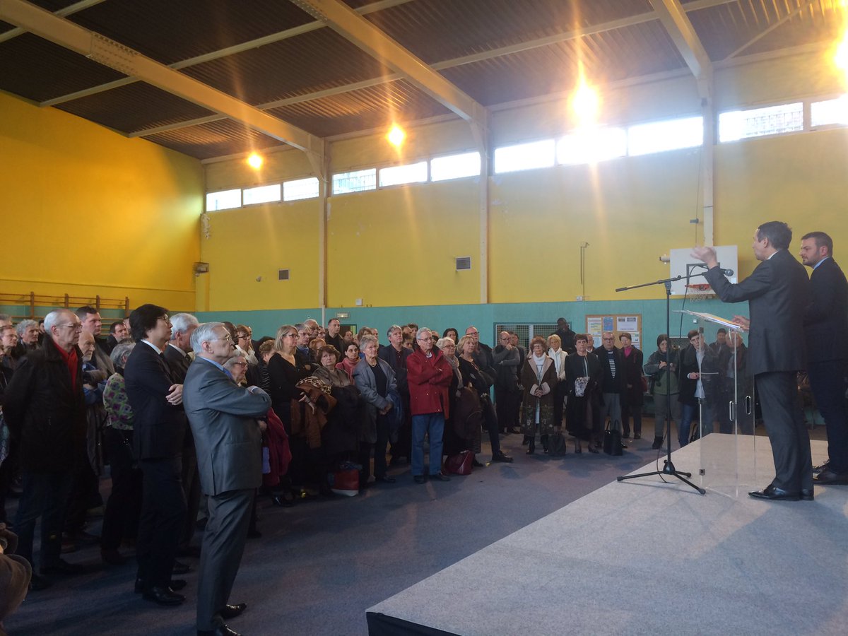 JVPlace's tweet photo. Aux voeux de #Leuvillesurorge avec mon ami #EricBraive et de mon collègue @mandonthierry et du député @romaincolas à @VilleRisOrangis https://t.co/PEl57uTLgF