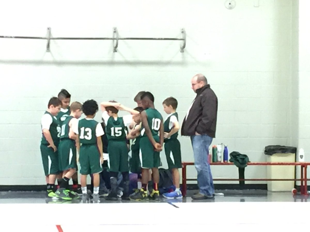 Abbett4thGrade's tweet photo. Abbett for the win! 23-10 #4thgradehoops #gobears @BetsyCummins @Abbett4thGrade @AbbettPTA @Mills16Ralph https://t.co/Hy3vwbDIjT