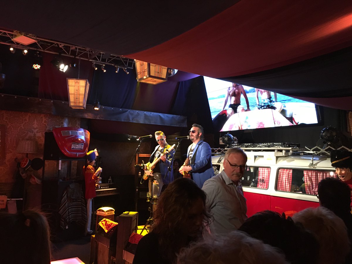qwerasnl's tweet photo. Feestdag #2
Dit keer opening door @robencarlo. https://t.co/N8ri4nKfiQ