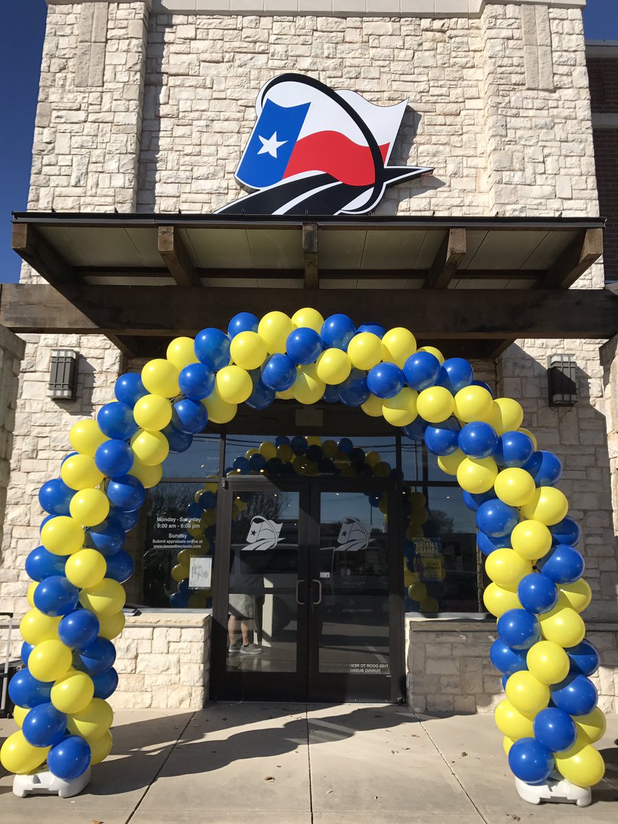 FriscoParty's tweet photo. #texasdirectauto #balloonsdallas https://t.co/L3mv1k6Q7H