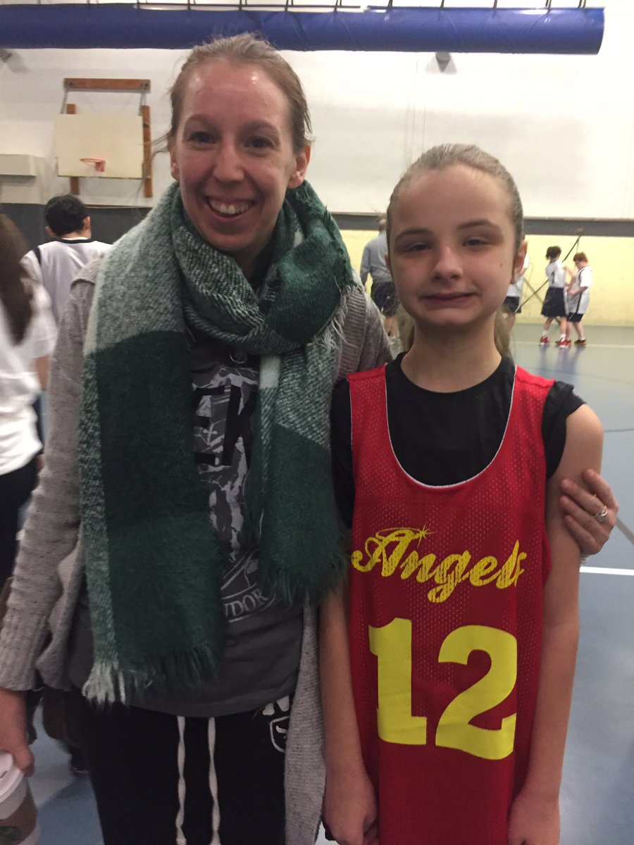 3DubsMom's tweet photo. Whitley's Life Skills teacher came to watch her basketball game this morning. #lspride #ellisangels #sotx https://t.co/kMyDNbsBAV