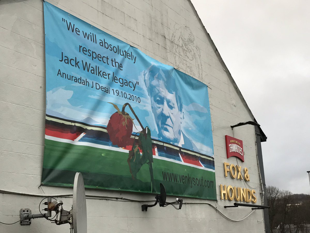DanielRabbit89's tweet photo. Love this banner #BRFC #Rovers #VenksOut #AgainstModernFootball https://t.co/LxX684TkqC