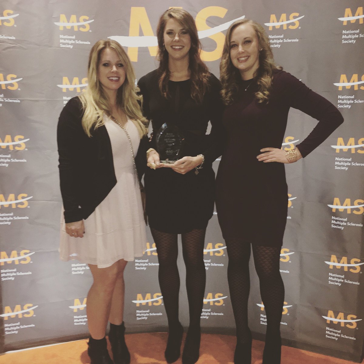 JMyelinSecurity's tweet photo. We received the #RookieoftheYear award for CO/WY #WalkMS2016 What an amazing year it was! #ClosertoaCure #pushfor20 this year! https://t.co/Y42uiWT01r