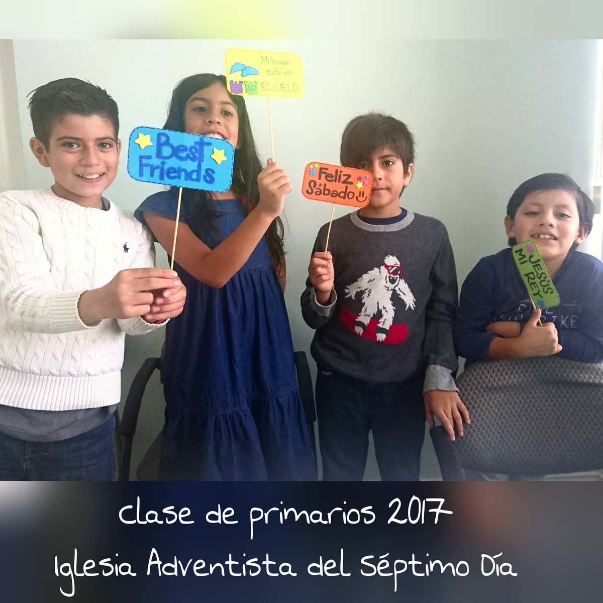 Instruye al niño en el camino correcto,
y aun en su vejez no lo abandonará.

Proverbios 22:6 | NVI