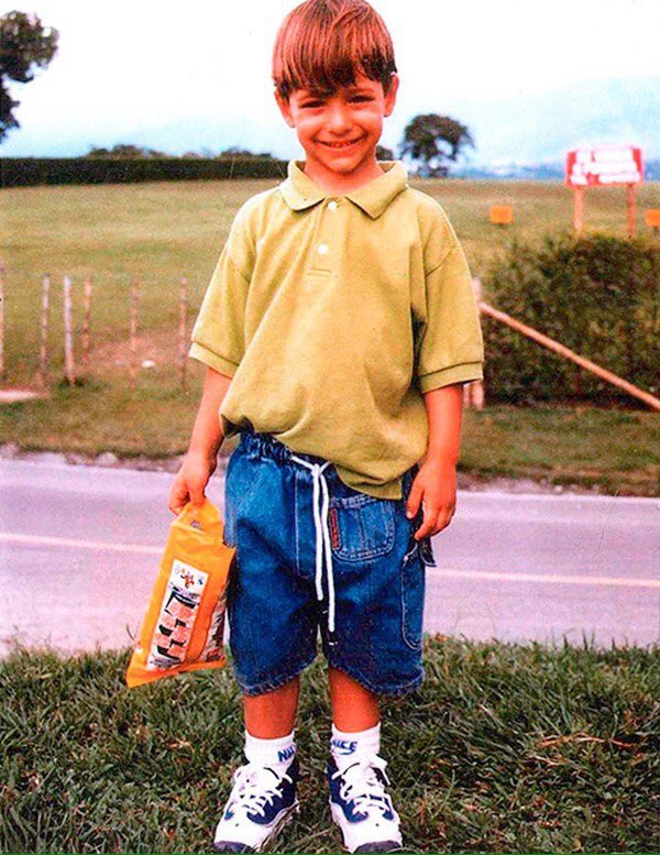 MLMOficialSpain's tweet photo. Muero de amor cada vez que veo esta foto😍 Y ustedes? #HBDMaluma23 https://t.co/6KLUsbEjGN