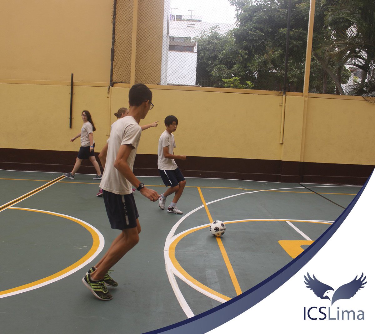 ICSLima's tweet photo. Saturday is here! Let's play some soccer?

#ICSLima #NICSSchools 📖 https://t.co/8EgmcI9PZJ