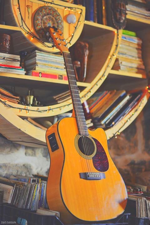 marah_kh_ag's tweet photo. One of the best cozy places to read a book.
Kawon library, Madaba
مكتبة كون، مادبا
#madaba
#jordan
#lovejo
#discoverjo
#knowledge
#books https://t.co/242qen6O7d