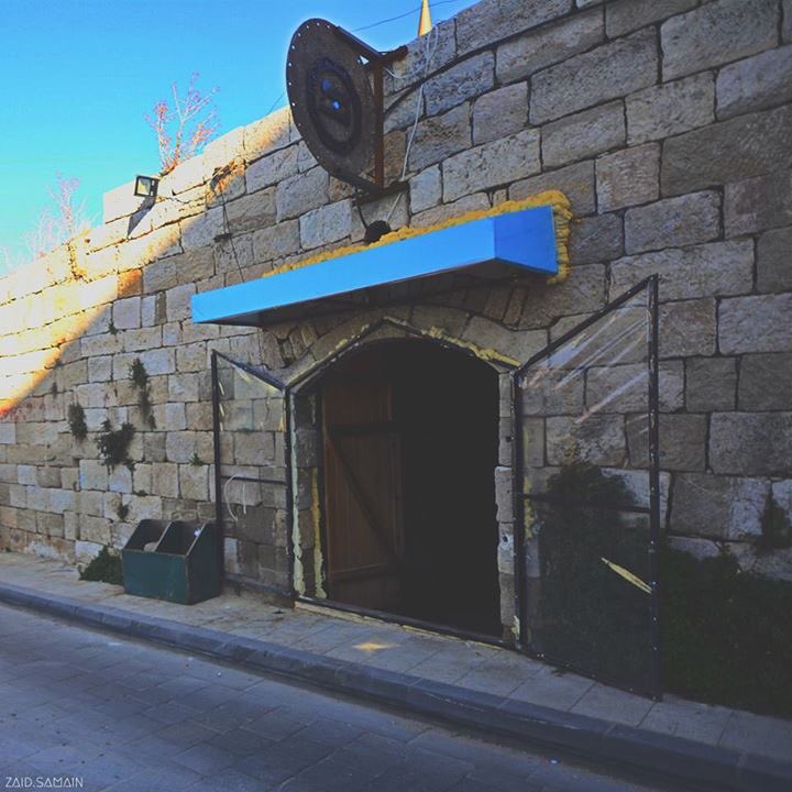 marah_kh_ag's tweet photo. One of the best cozy places to read a book.
Kawon library, Madaba
مكتبة كون، مادبا
#madaba
#jordan
#lovejo
#discoverjo
#knowledge
#books https://t.co/242qen6O7d