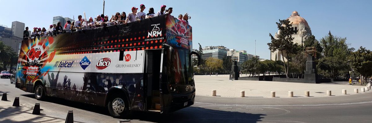 Minerva_loc's tweet photo. Así las cosas en el #Padrebus previo a #ElPadreDeTodosLosEventos2017 👍🙌🙌🙌🙌🙌🙌🙆🙆🙆🙆🙆🎊🎇🎆🎊
@Oye897 https://t.co/qQUcXkG4Ug