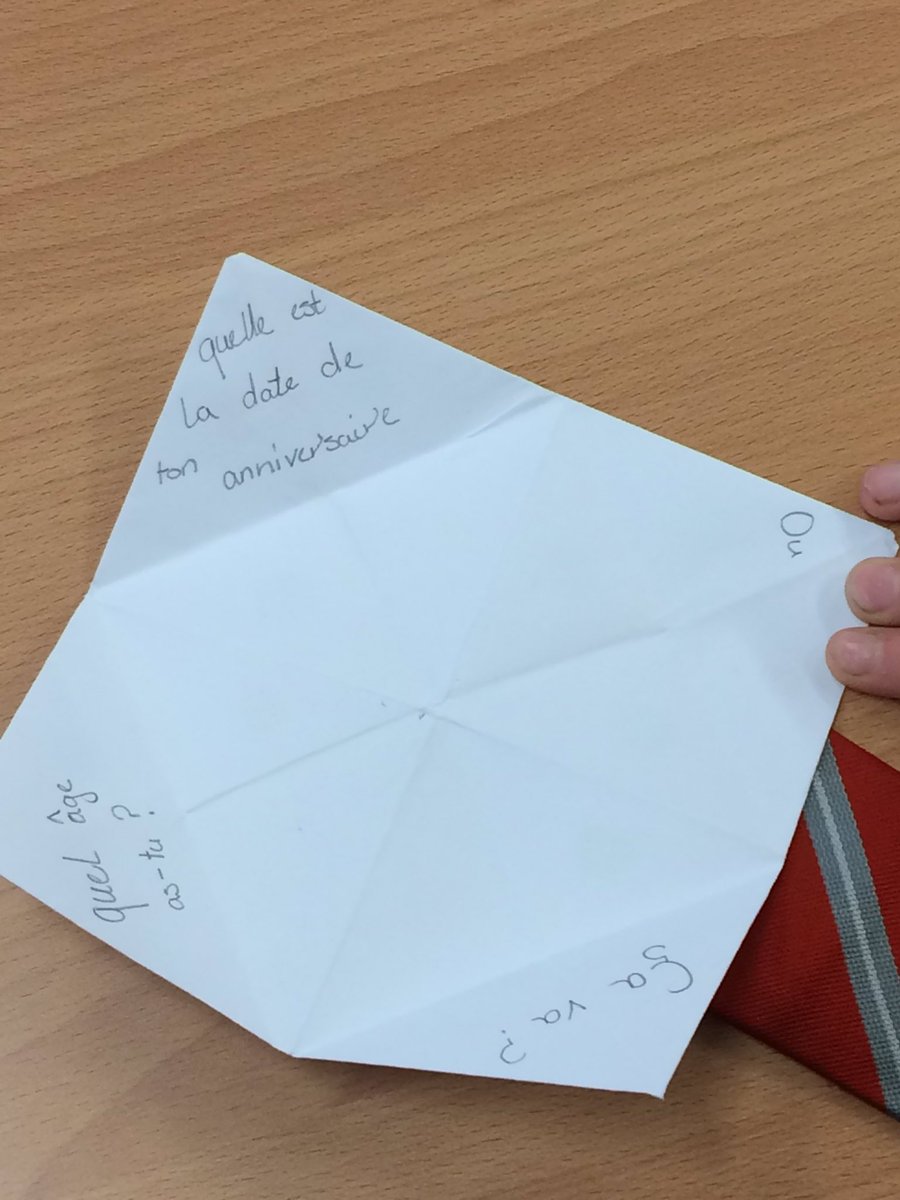 languagesnac's tweet image. P7 Annick PS fortune teller #revisiontool