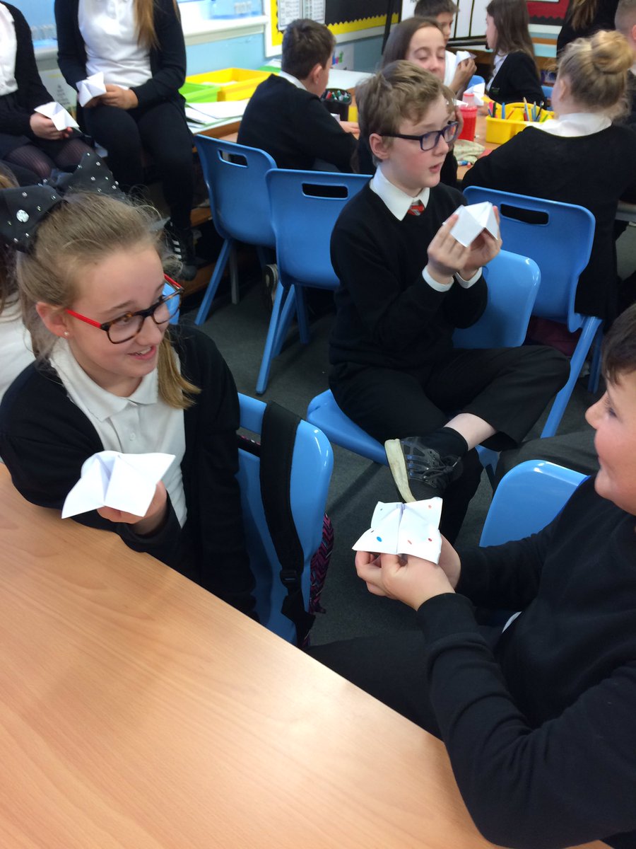 languagesnac's tweet image. P7 Annick PS fortune teller #revisiontool