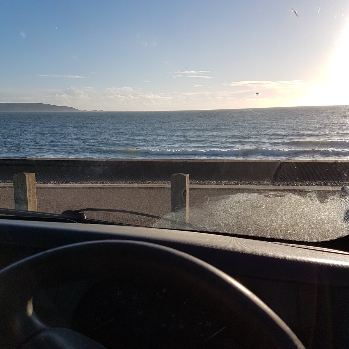 RyderRepairs's tweet image. After a days work in Southampton and Portsmouth it's nice to hit the beach and chill for a while