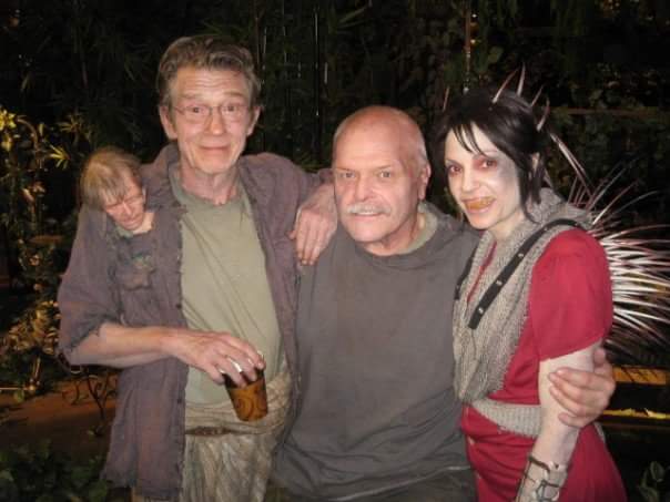 loritriolo's tweet photo. #JohnHurt . What a gem. #actorslife #dreamcometrue #mastersofsciencefiction https://t.co/Q8Po9nX3ME