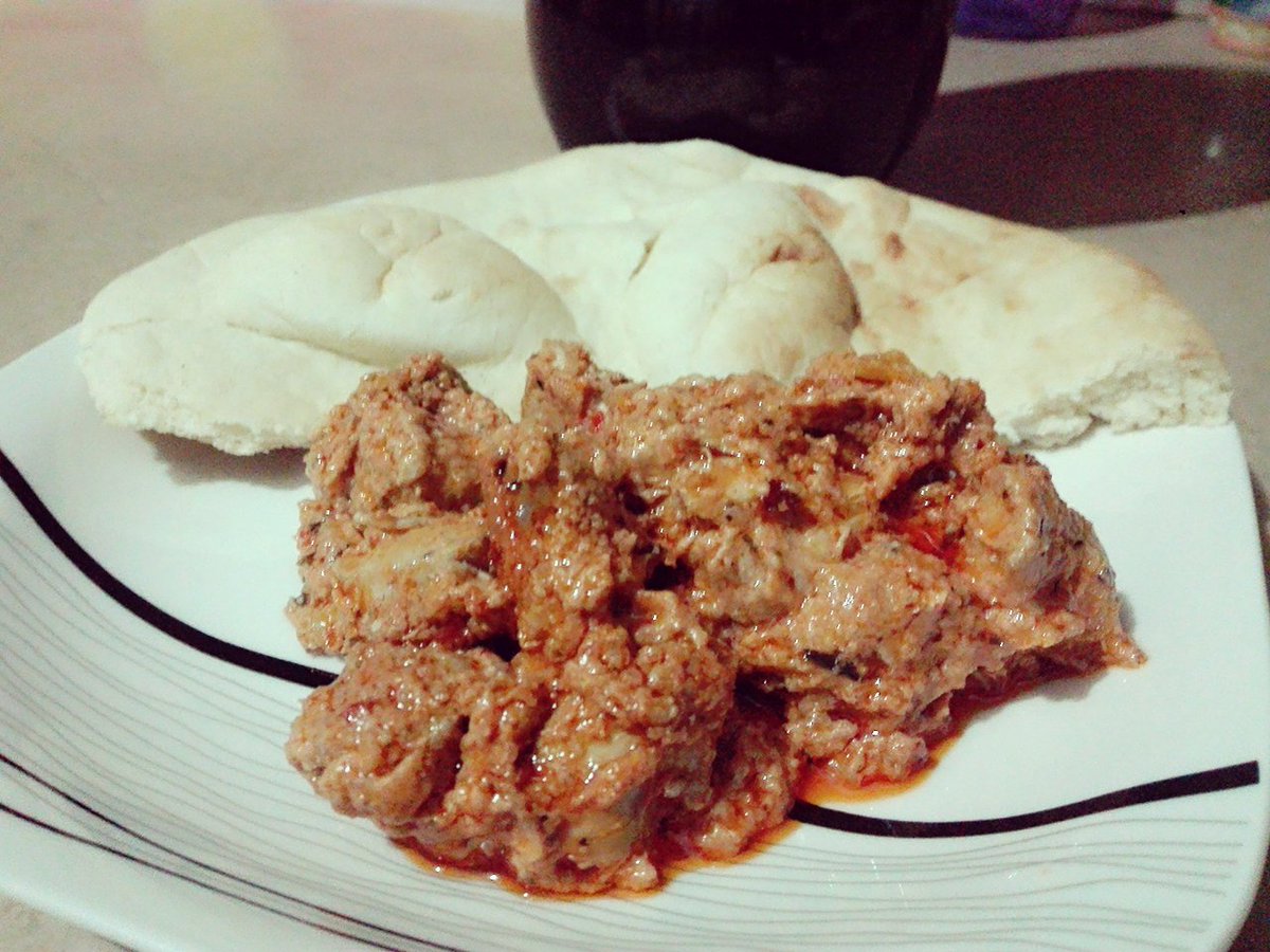 MahRukhTK's tweet photo. Wanted to order KFC #2GoodFor499 deal but ended up ordering Capital Delights Boneless Chicken Handi.
Thankyou @FoodPandapk for free foodβ€ https://t.co/mTTkWFps3P