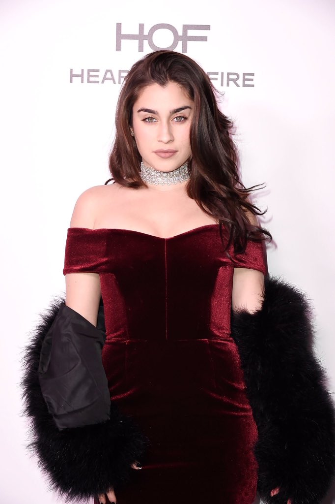 MultiraoH's tweet photo. Já agradeceram pela existência de Lauren Jauregui hoje?

Amém Lauren Jauregui https://t.co/Jeub9PaAwc