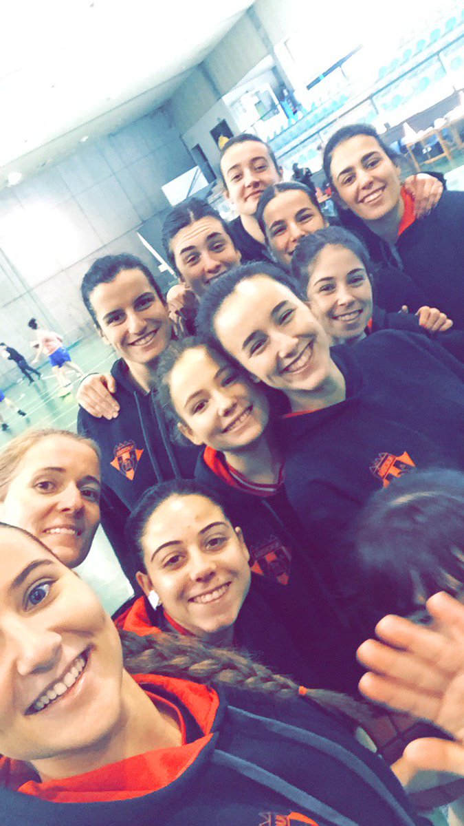 BKTnuevaMontana's tweet photo. Primer paso dado...victoria en semifinales de Copa por 68-56 ante @CBDaygon . Enhorabuena chicas!! Mañana a intentar rematar en la #Final https://t.co/MqwSnBYsIH