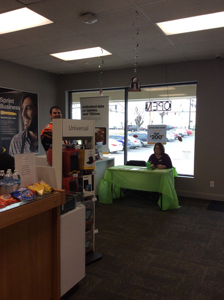 Come ask about our great Sprint offers in Pickerington and speak with an H&amp;R block representative too!@BargerTravis