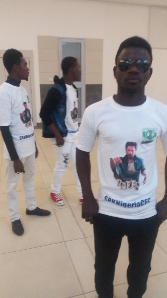 SrkNigeriaCFC's tweet photo. @iamsrk Nigerian Fans today during @RaeesTheFilm Festival.
King Power
@SRKCHENNAIFC
#RaeesRuling
#raeesmaniaeverywhere https://t.co/o7Y45l0qI7