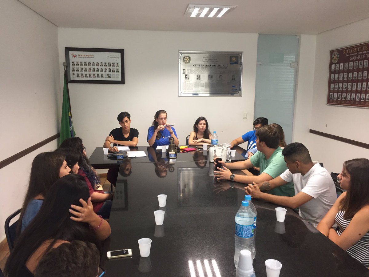 splgus's tweet image. Hoje foi minha última reunião no ic 😢