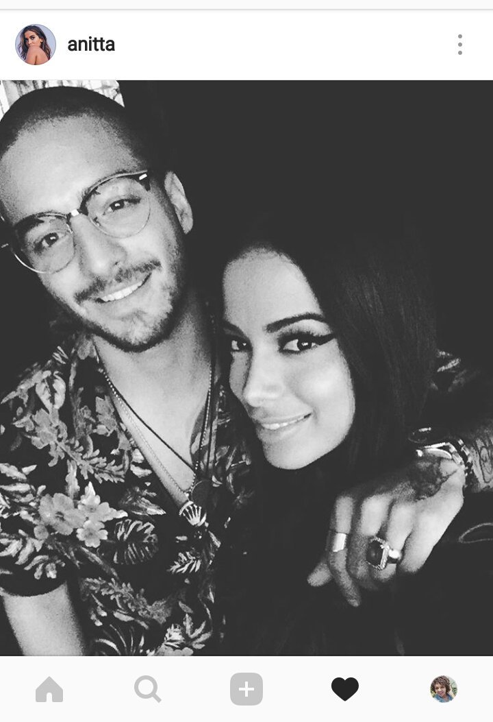 ThaiOliveiras_'s tweet photo. Um amor latino 💜😍 #Manitta https://t.co/TSZTLPuUbo