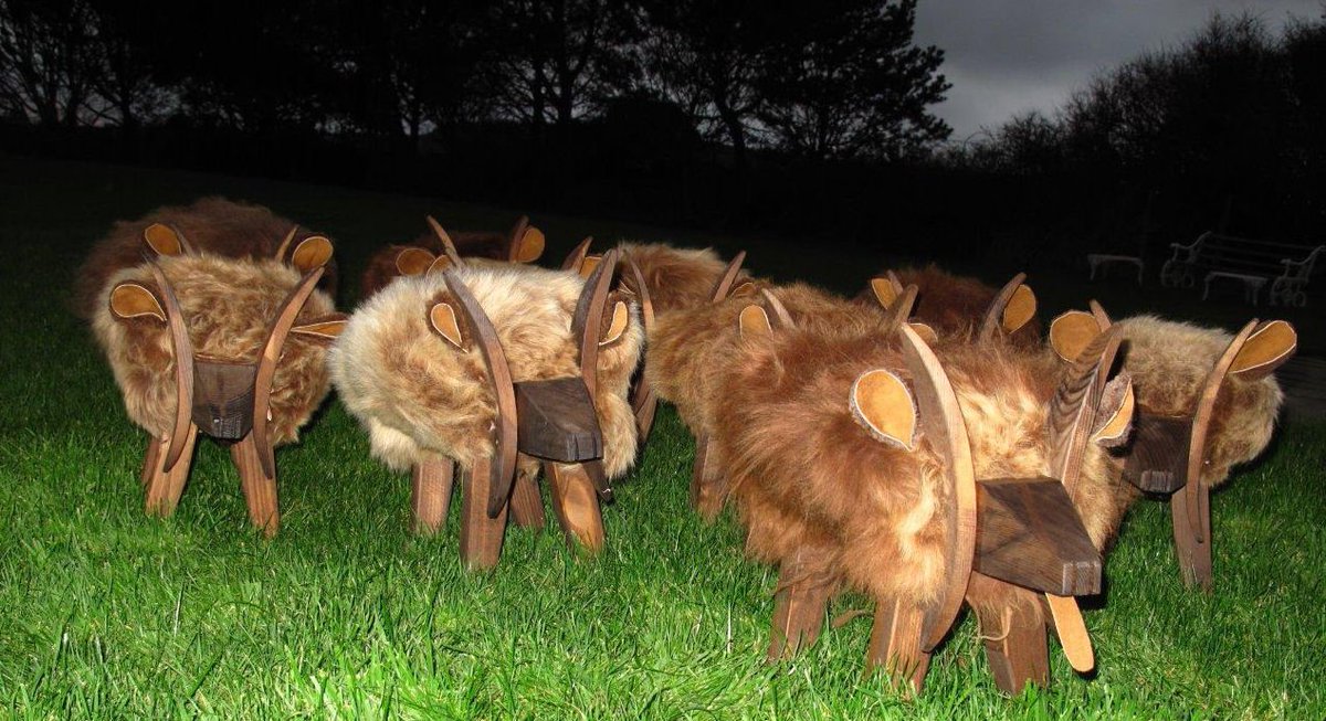 ZoeCalder2's tweet photo. Pure Manx Loaghtan Footstools https://t.co/ydBn7aRfTy