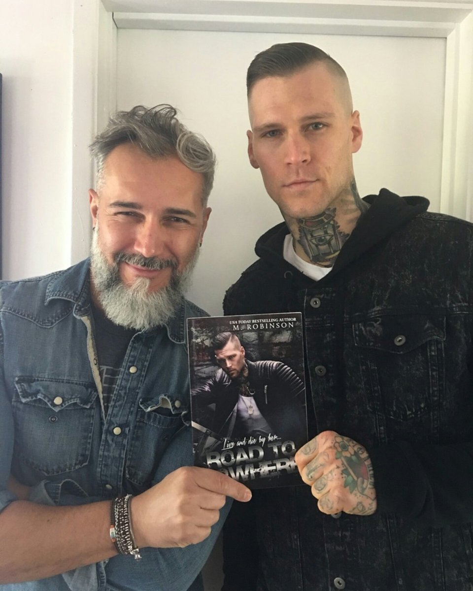 WanderBookClub's tweet photo. Thank you Author @M.Robinson

Road To Nowhere is NOW AVAILABLE!
Amazon:https://t.co/J5MtmkR9vc https://t.co/o0H78h7Rb5