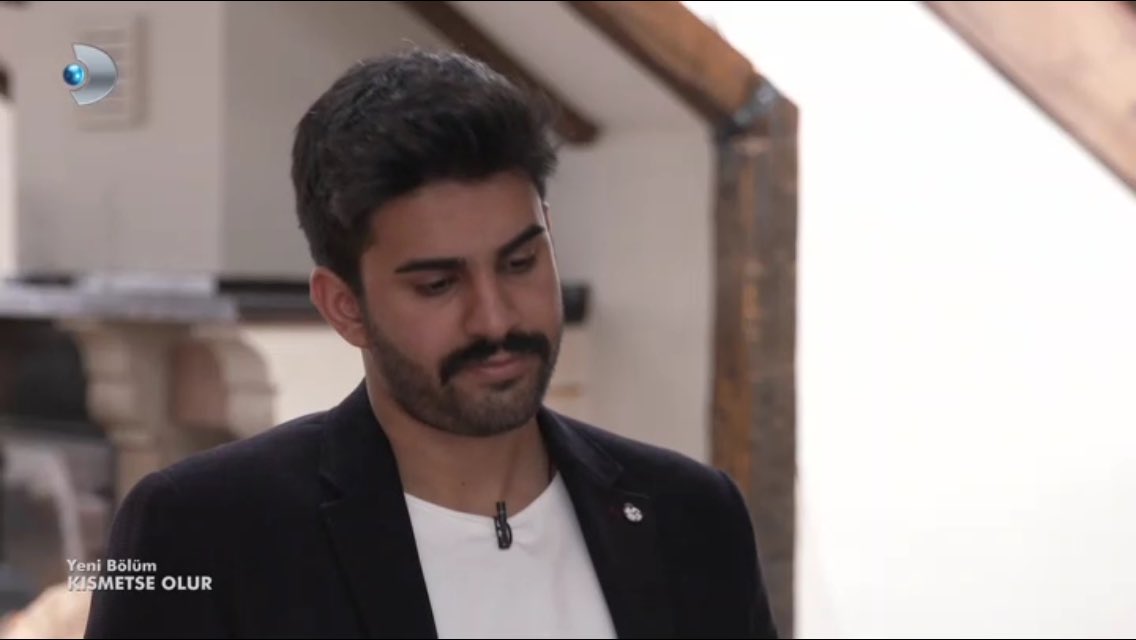 burjuvamore's tweet photo. Seni dünümde
Bugünümde
Söylediklerimde
Bilemediklerimde
Yüreğimin en derininde sevdim

AdDidİçin Sabret https://t.co/pMmk5x7mxt