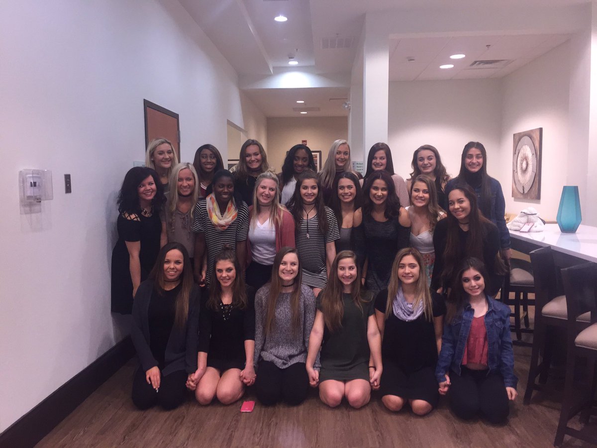 PEHSCheer's tweet photo. 4th at sectionals but #1 in my heart. These ladies are going to STATE!!!!!!! #tfmus #hit7 #ofeofeo https://t.co/ISoHp58SnC