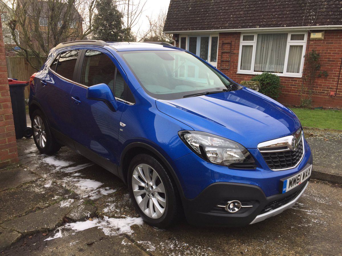 Vseast's tweet photo. Maintenance valet & mini interior. @vauxhall @perrysmotors #valeting #detailing #valetsoutheast #carcare @pvdapproved #carinterior https://t.co/nDNuOn9ZKe