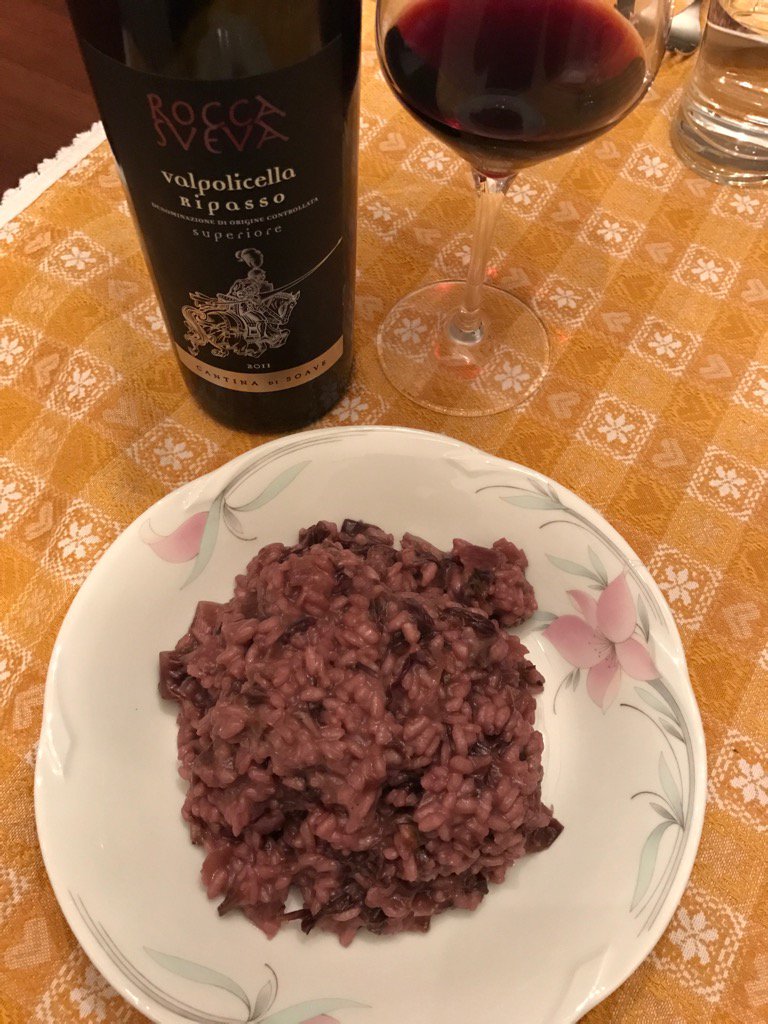 Franco_Soave's tweet photo. Rocca Sveva Ripasso 2011.l with radicchio risotto.. straight outta #Soave ! @miotastingsNE  @SoaveUSA https://t.co/xstLDVMdyX
