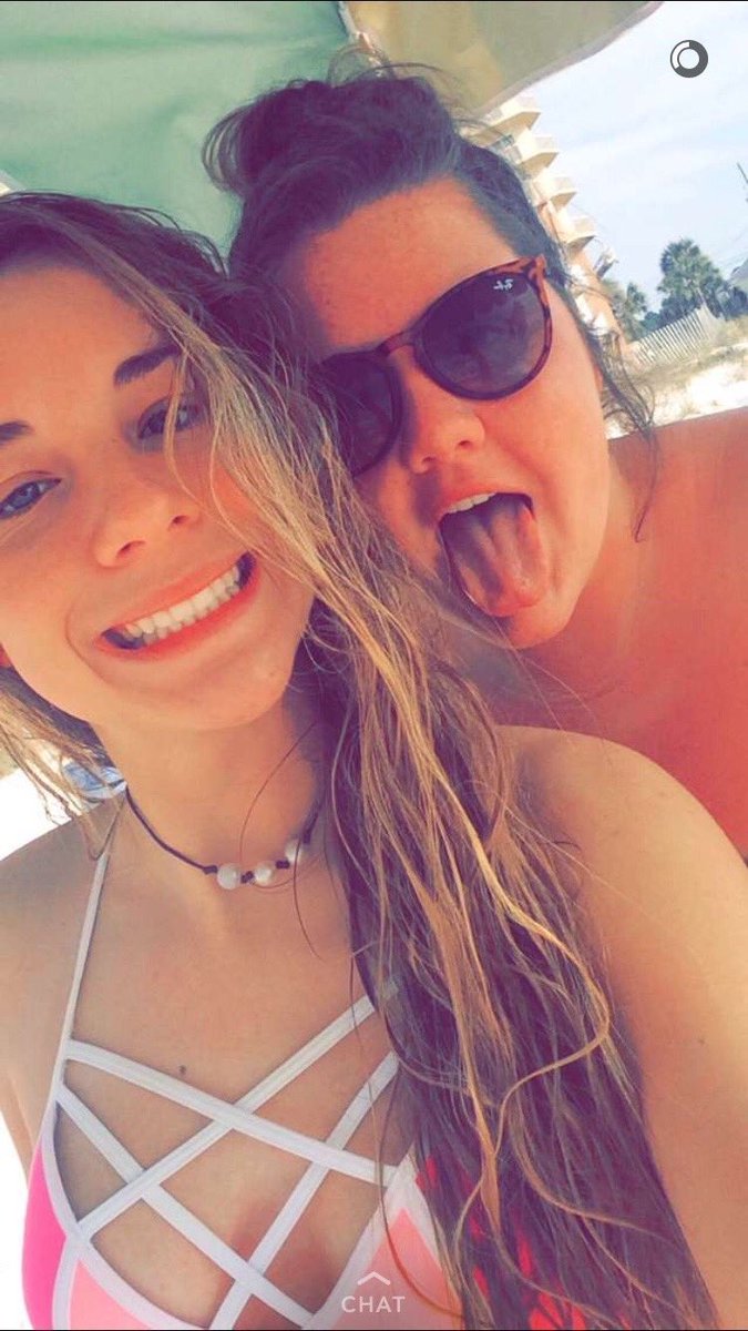 haley_hickam's tweet photo. Happy Birthday @sarahk128 thanks for being my go 2 girl! Life wouldn't be the same without you💕 much much love bestie 🎉🎉 https://t.co/ij0gvxaDdg